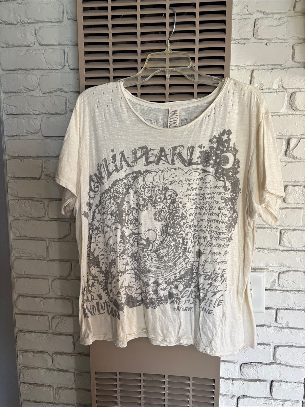 Magnolia Pearl Cream Short Sleeve Tee with Gray Graphic